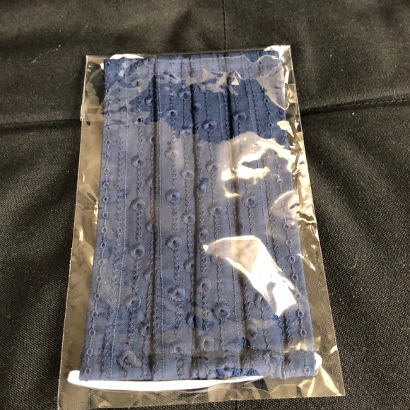 Beautiful face masks - Picture 3 of 4